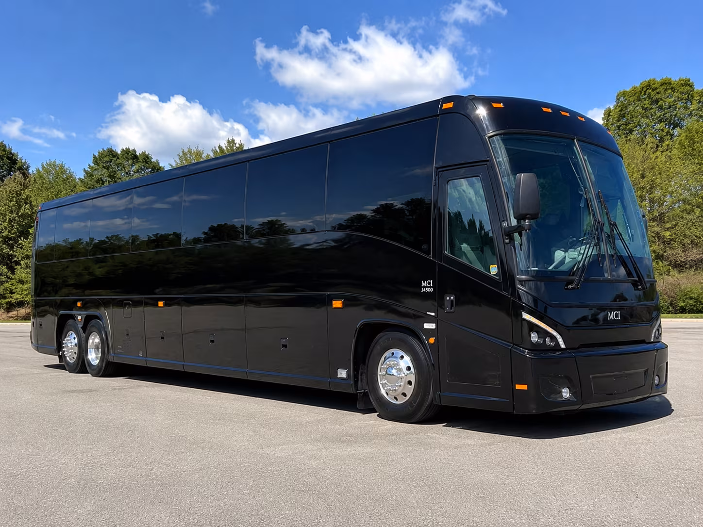 charter buses to michigan stadium in ann arbor for wolverines home games