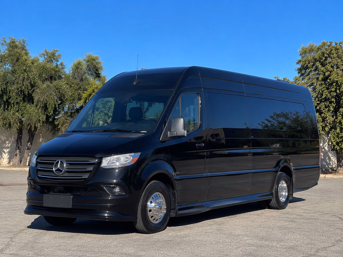 transportation serving southgate and nearby cities
